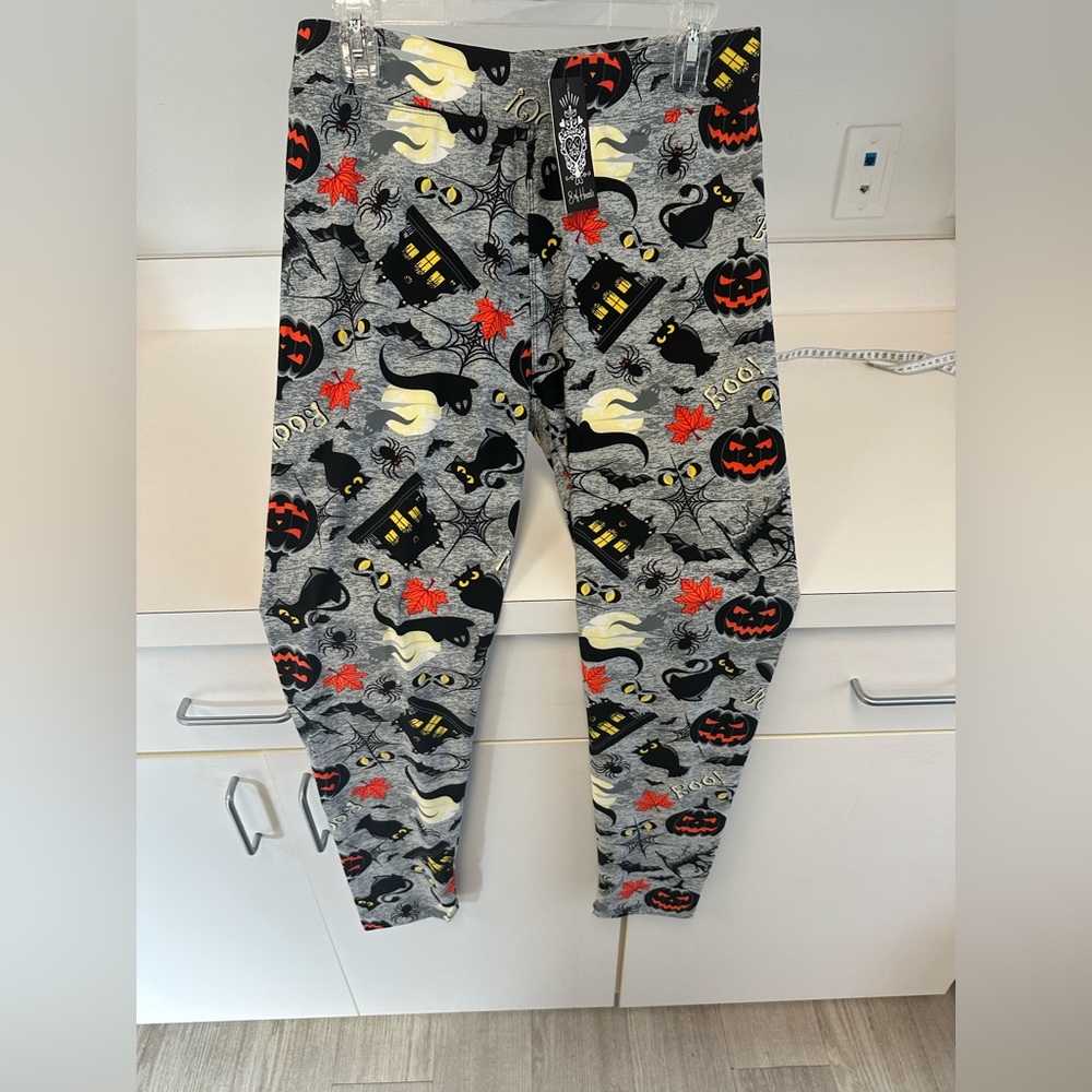 NWT Halloween Leggings made by 8 of Hearts